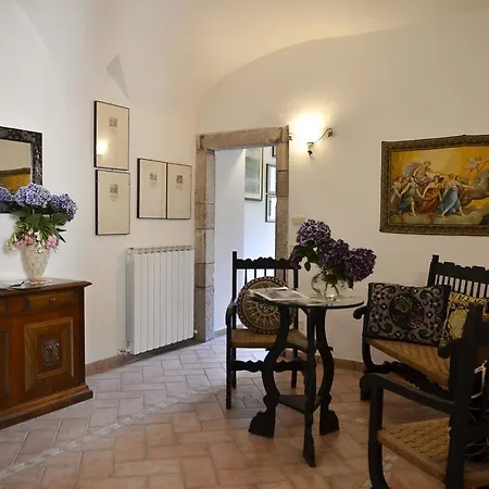 度假居 La Torre Del Cerreto *